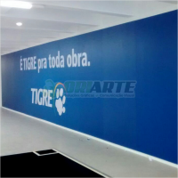 Adesivação de Tapume Exemplo 1 | Gráfica Criarte