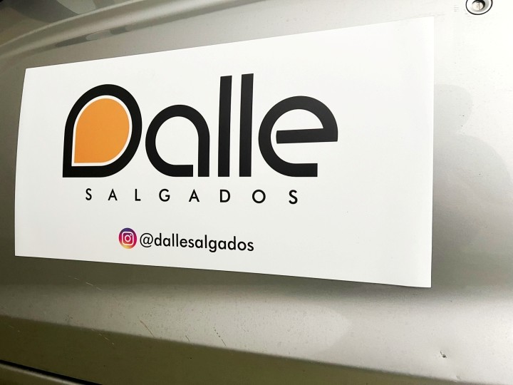 Adesivo Imantado Personalizado 4