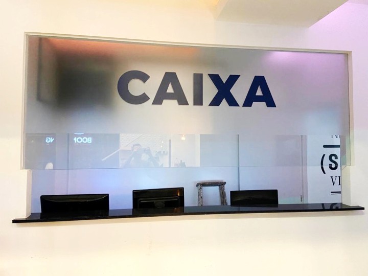 Adesivo Transparente Personalizado 6