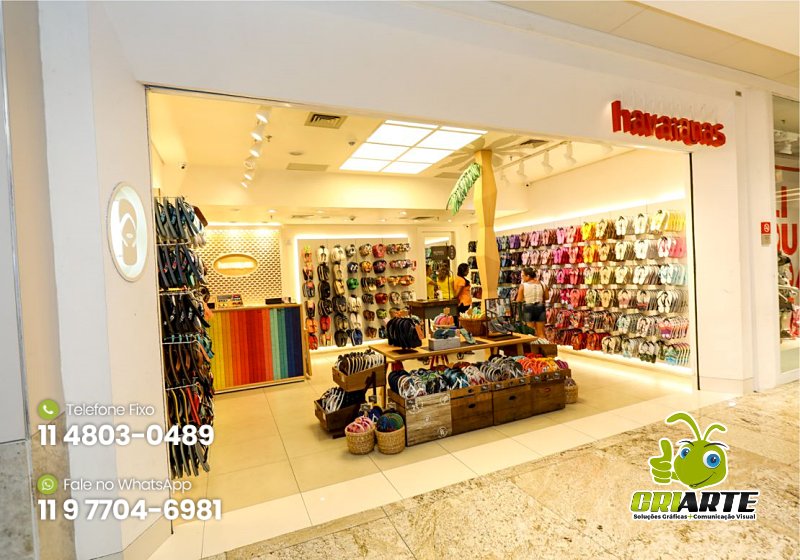 Fachada de ACM com Letra Iluminada em LED em Shopping Exemplo 3 | Gráfica Criarte Fachada de ACM com Letra Iluminada em LED em Shopping Exemplo 3 | Gráfica Criarte