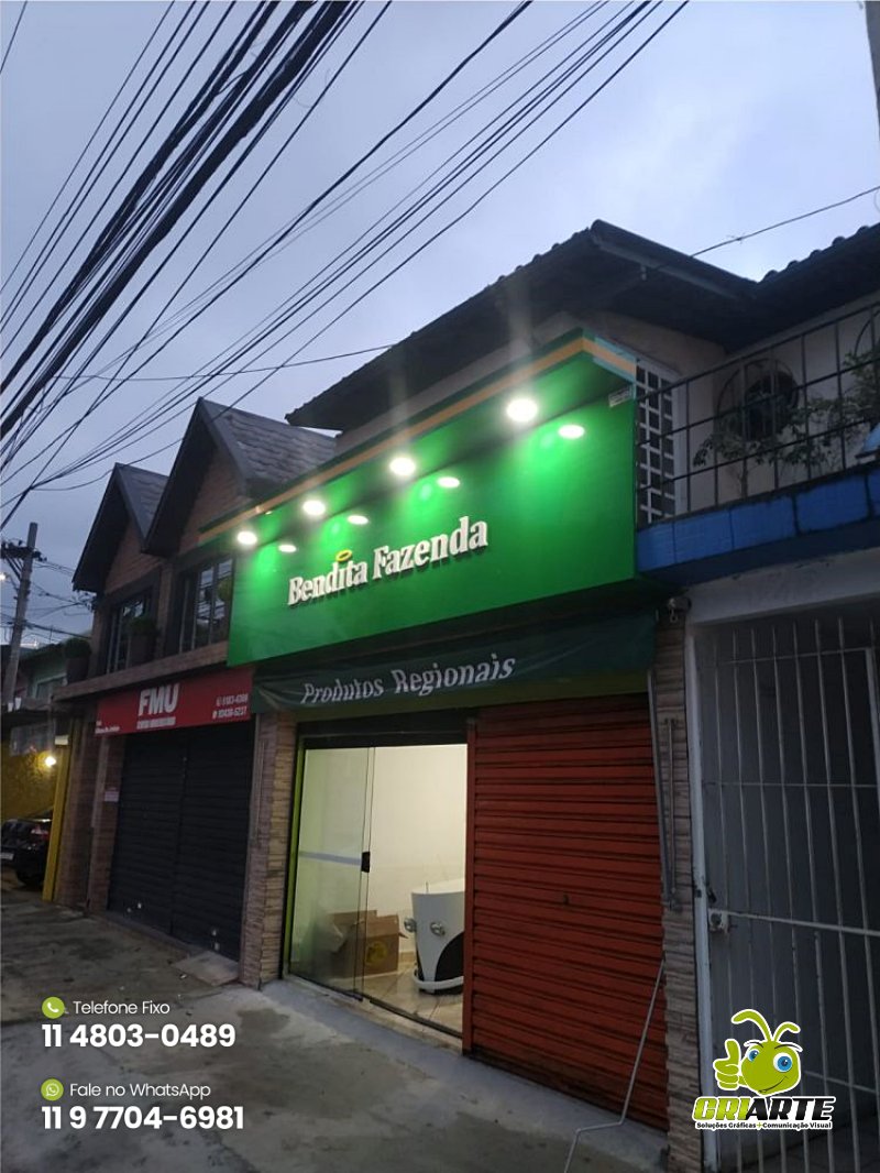 Fachada de ACM com Marquize LED Verde Exemplo 3 | Gráfica Criarte Fachada de ACM com Marquize LED Verde Exemplo 3 | Gráfica Criarte