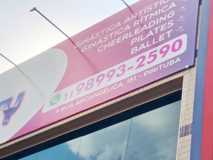 Fachada em Lona Personalizada 3