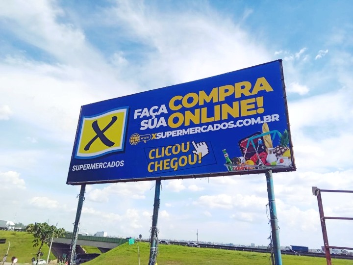 Lona Personalizada para Outdoor 6