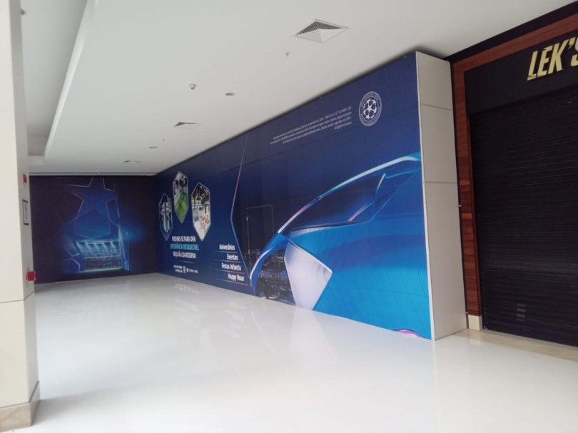 Personalização de Paredes com Adesivo