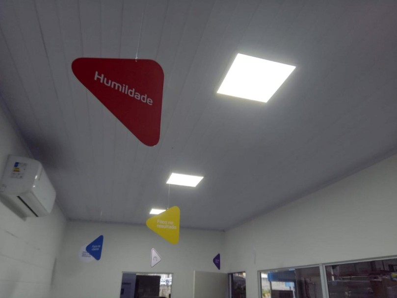 Placa de PS com Corte Especial