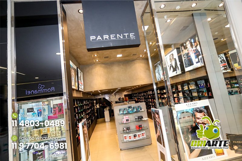 Placa Personalizada para Lojas de Shoppings Exemplo 3 | Gráfica Criarte Placa Personalizada para Lojas de Shoppings Exemplo 3 | Gráfica Criarte