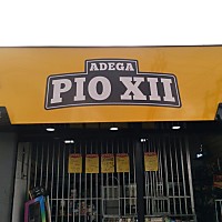Fachada para Adega em ACM Amarelo e Preto | Gráfica Criarte