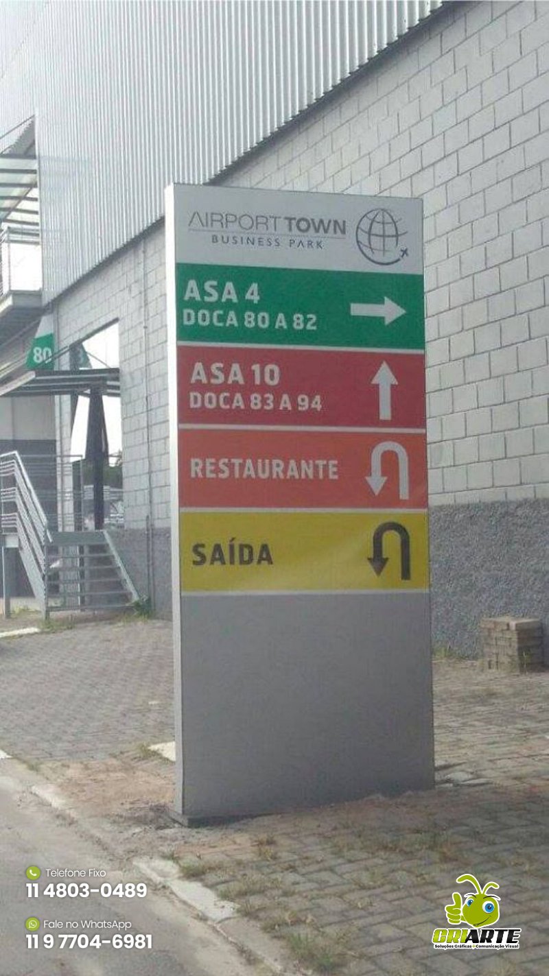 Totens de Sinalização para Aeroporto Exemplo 1 | Gráfica Criarte Totens de Sinalização para Aeroporto Exemplo 1 | Gráfica Criarte